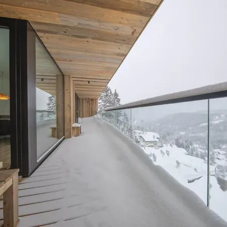 Edelweisshaus 14 *